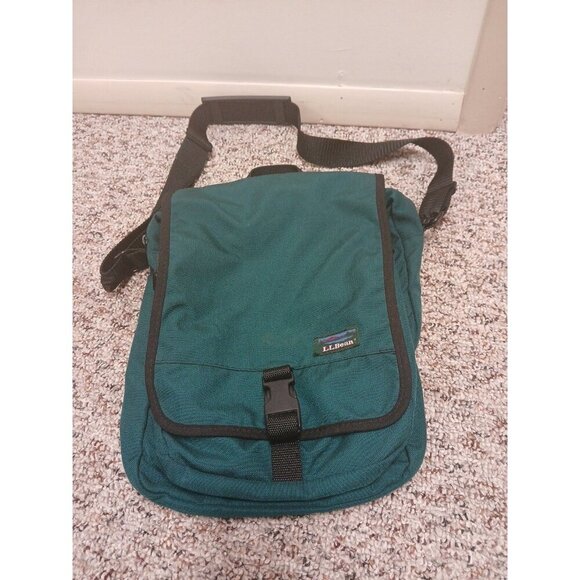 Handbags - VINTAGE LL Bean Green  Shoulder Crossbody Strap Travel Zip Pocket